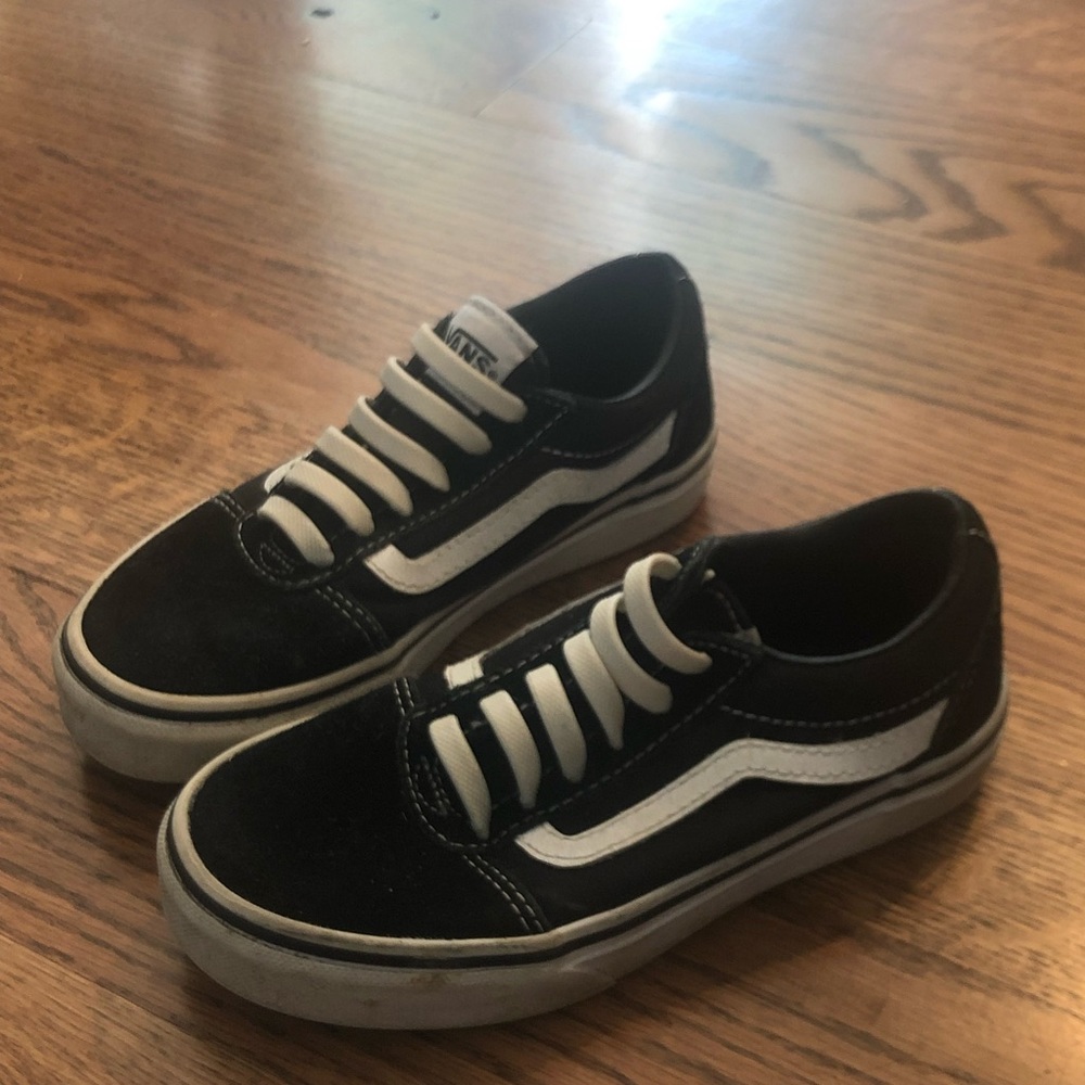 Vans kids size 1